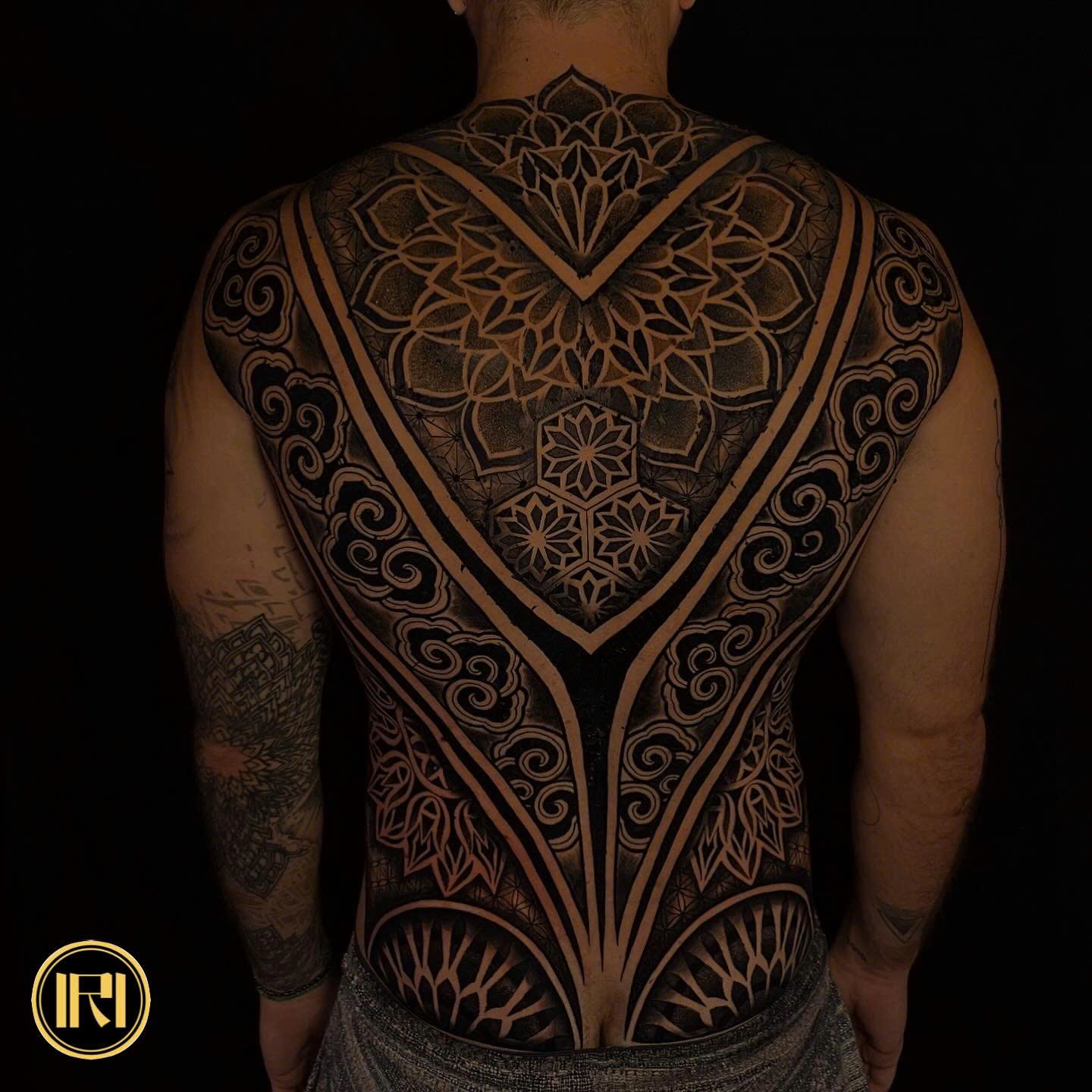 Linework & Geometric