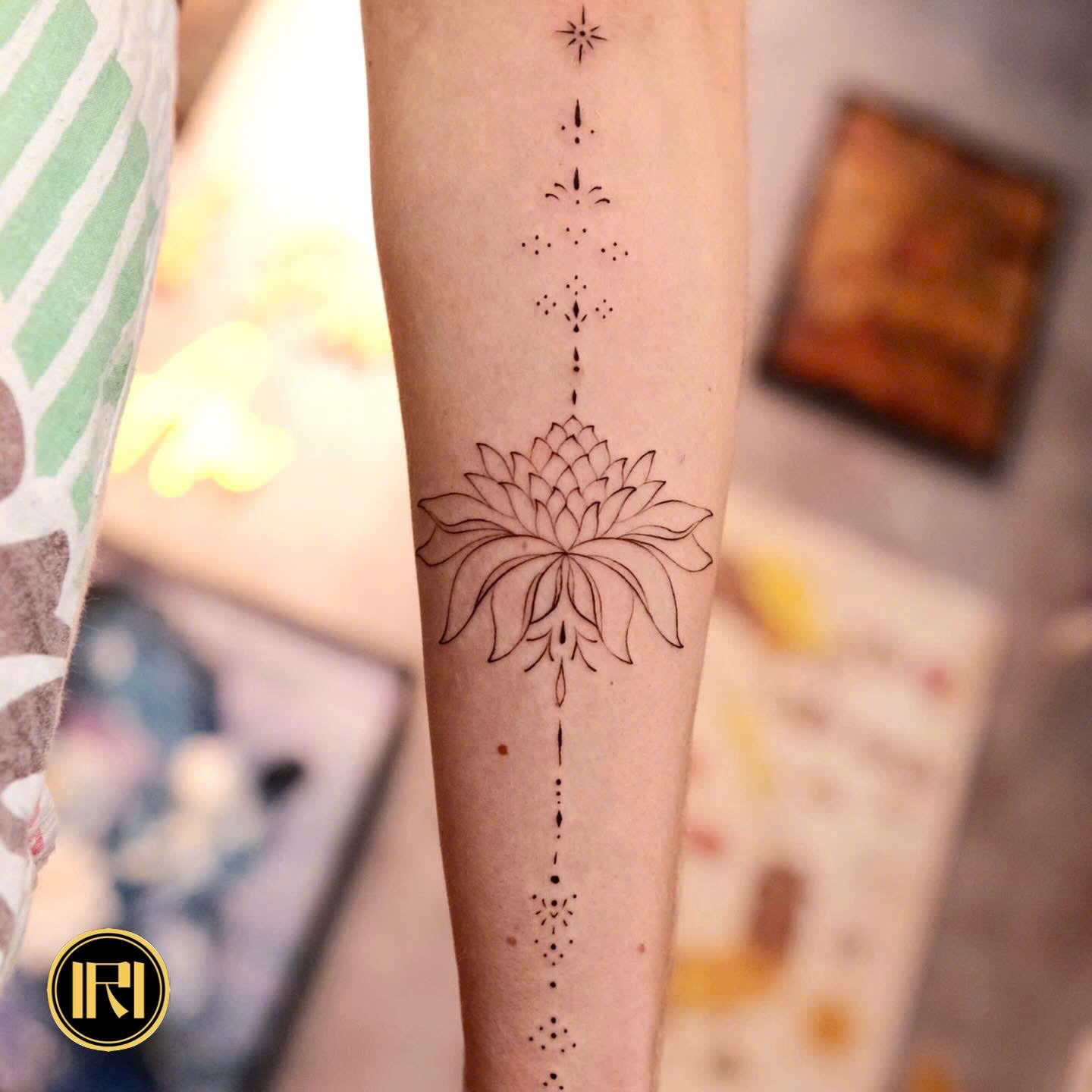 Linework & Geometric #9